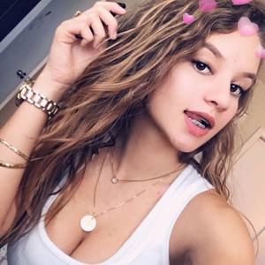 Meet your Posher, Dana